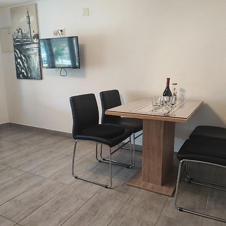Apartman Luka Apartment Vodice Exterior photo